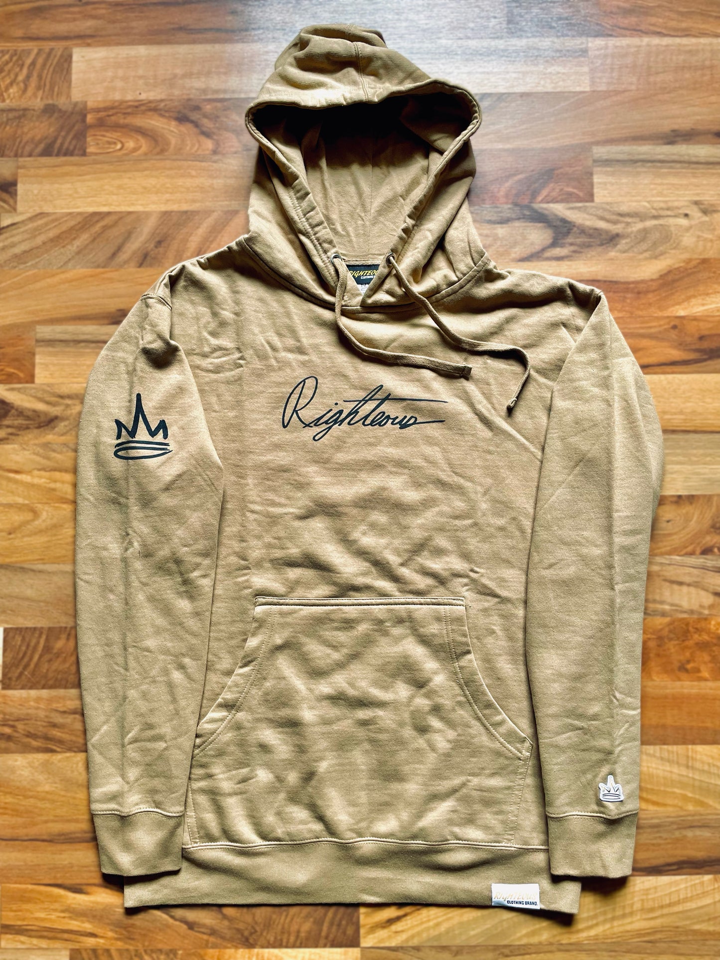 SIGNATURE HOODIE