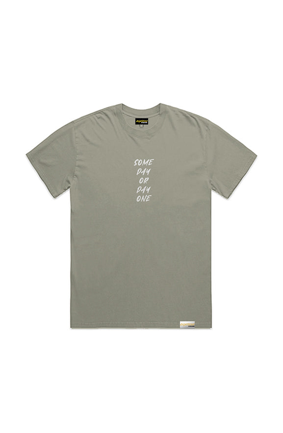 DAY 1 OVERSIZED TEE