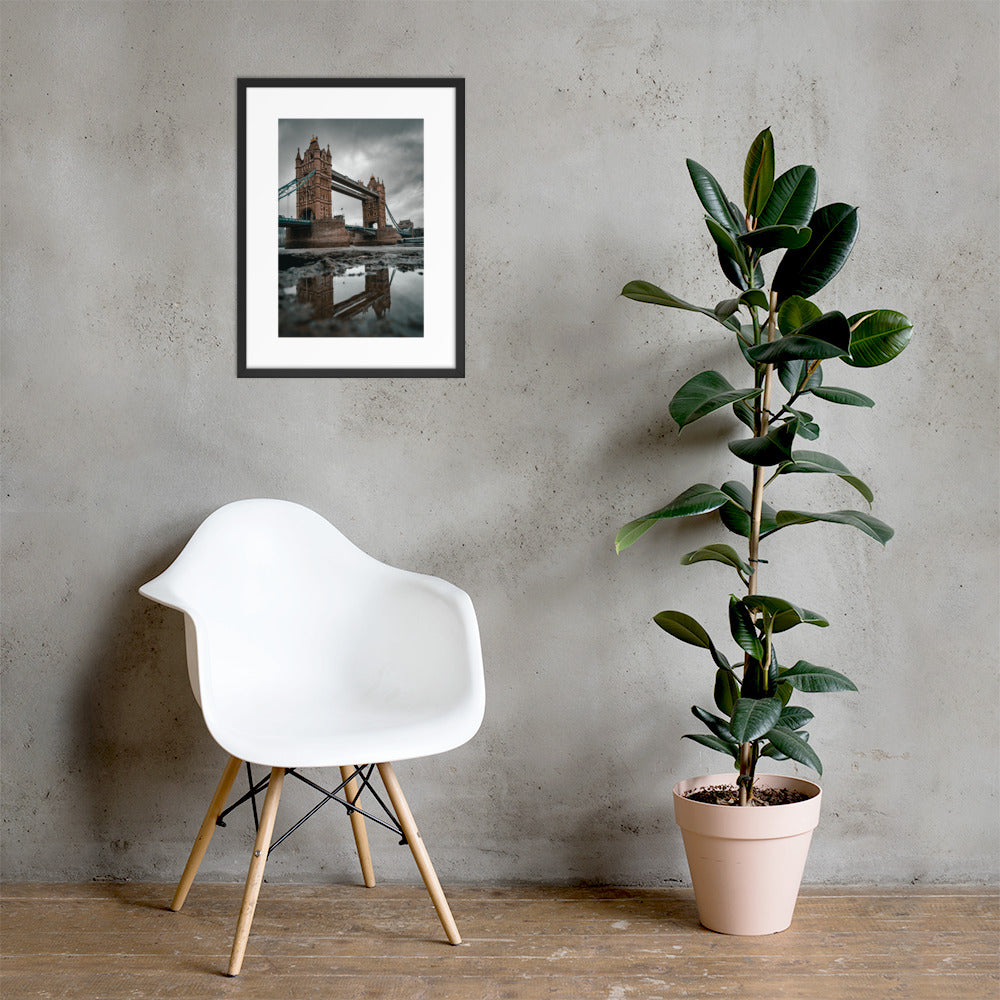 LONDON BRIDGE MIRRORED FRAMED POSTER